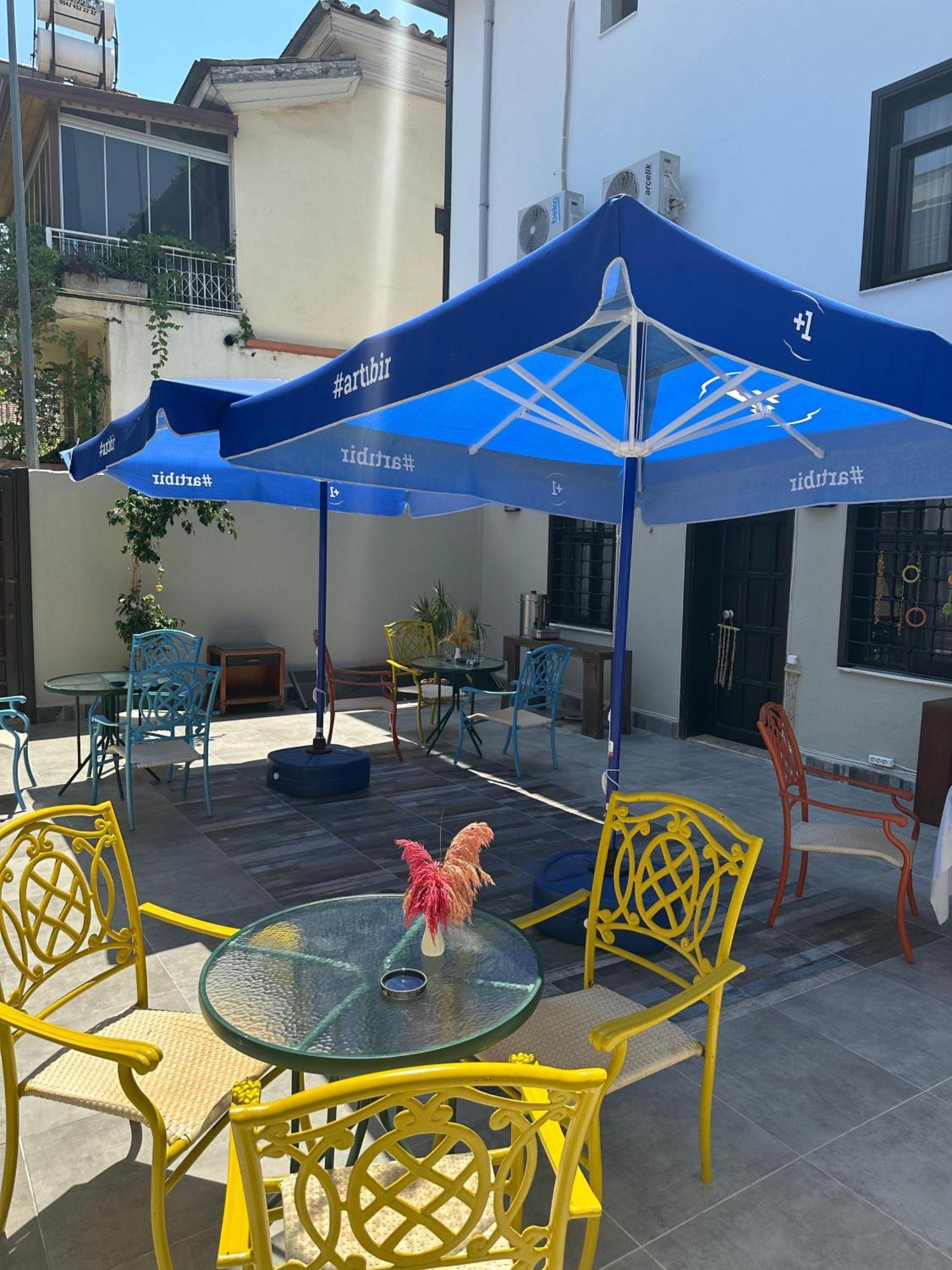 Loost Town Inn Hotel Antalya Exterior photo