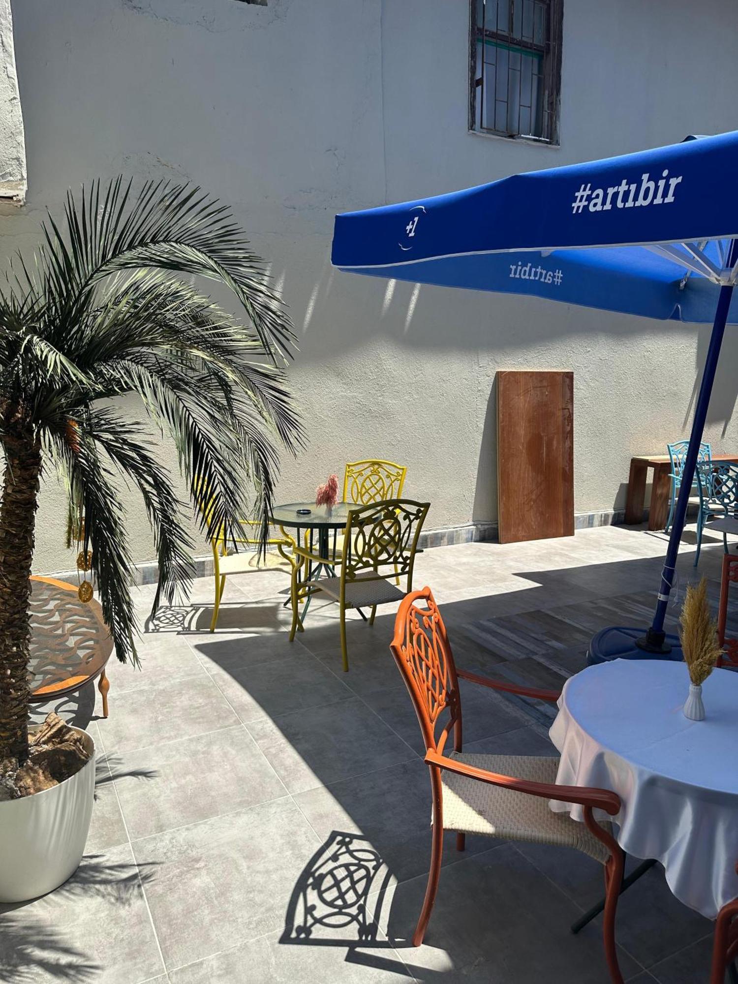 Loost Town Inn Hotel Antalya Exterior photo